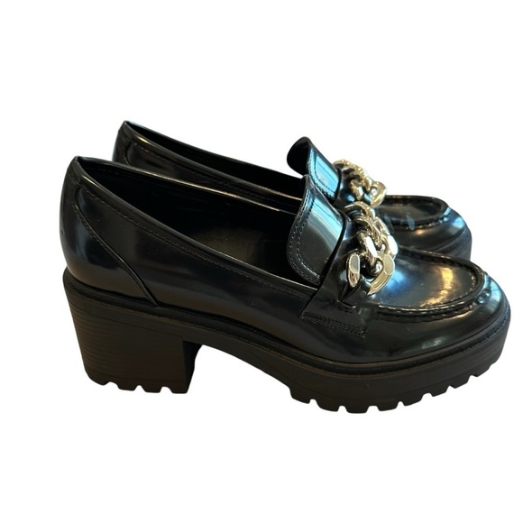 Guess chunky black loafers in size 9 like new condition. - Picture 2 of 10